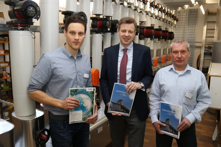 Neuer Energieratgeber liegt aus