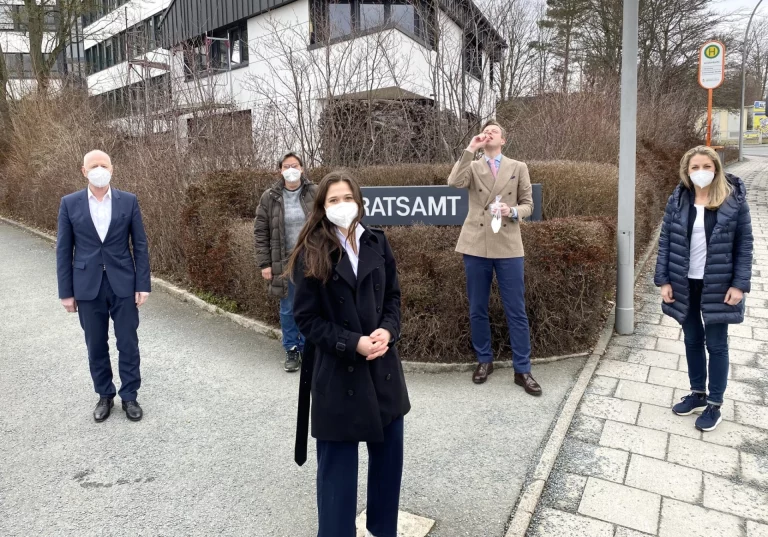 Modellprojekt an Schulen – Stadt und Landkreis Hof setzen Gurgel-PCR-Tests ein
