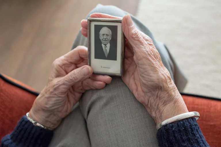 Digitale Demenz Partner Schulung für pflegende Angehörige und Interessierte