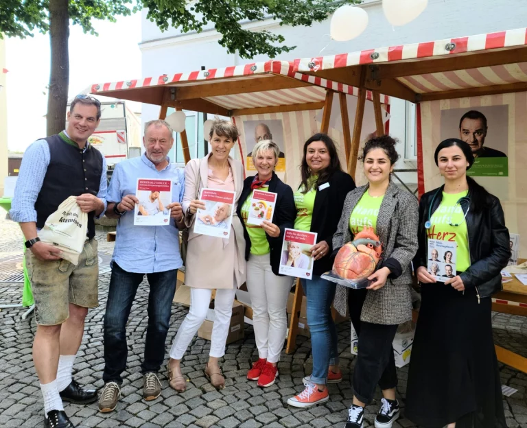 „Hand aufs Herz“, so lautet das Motto auf dem Hofer Wochenmarkt