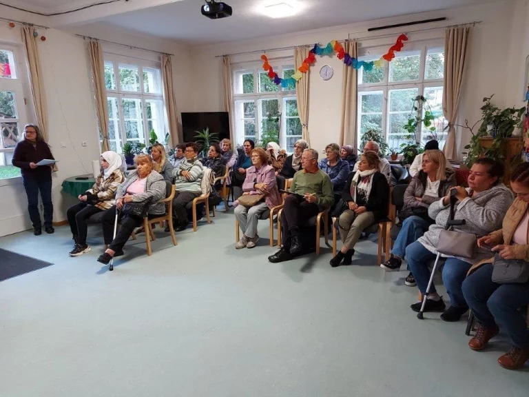 Gut besuchter Vortrag zum Thema Demenz in der EJSA Hof