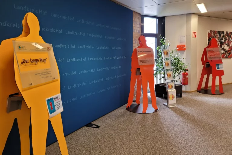 Welt-AIDS-Tag: Ausstellung im Landratsamt eröffnet