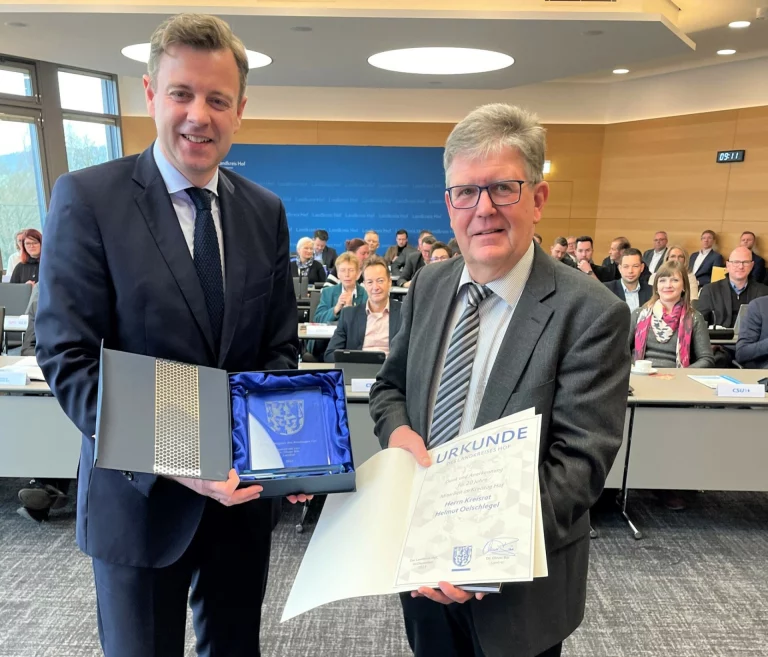 Ehrung von Kreisrat Helmut Oelschlegel