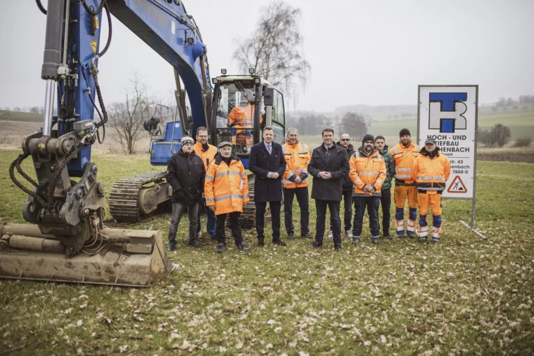 Baubeginn: Ausbau Kreisstraße HO1 zwischen Töpen und Obertiefendorf – Umleitung ausgeschildert