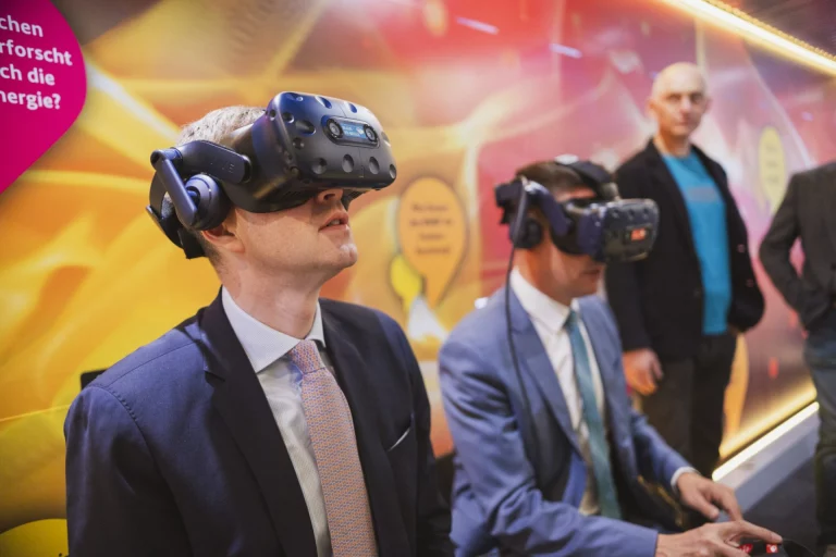 Mobile Hightech-Ausstellung in Rehau – InnoTruck am Samstag beim Stadtfest