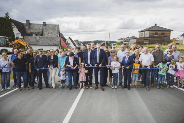 Einweihung der Kreisstraße zwischen Stammbach und Metzlesdorf