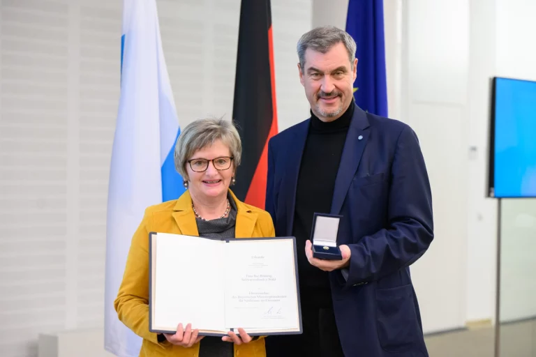 Ehrenzeichen des Bayerischen Ministerpräsidenten für Verdienste im Ehrenamt