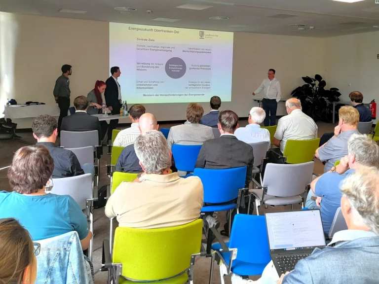 Workshop im Rahmen des Regiostrat-Projekts „Energiezukunft Oberfranken-Ost“ bringt regionale Energie-Akteure an einen Tisch
