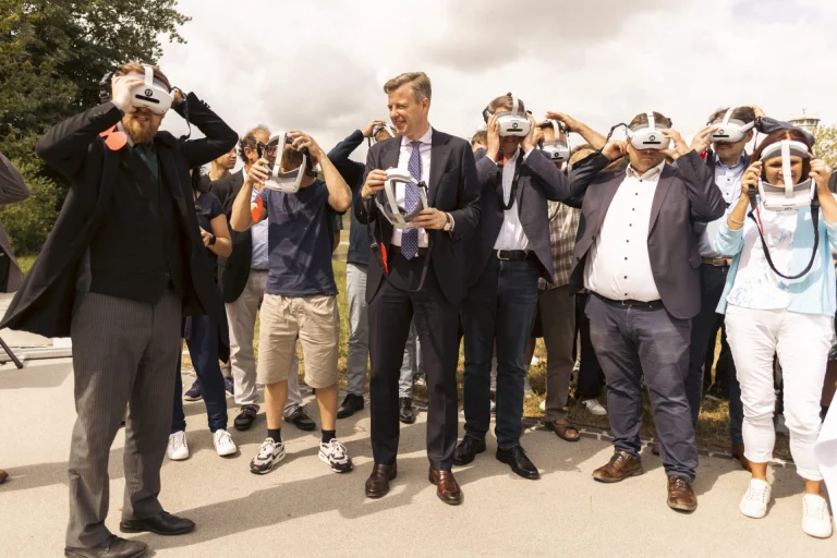 Geschichte wird lebendig – Präsentation der neuen VR-Führungen im Deutsch-Deutschen Museum Mödlareuth