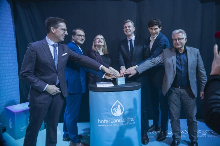 Landkreis Hof macht Digitalisierung erlebbar