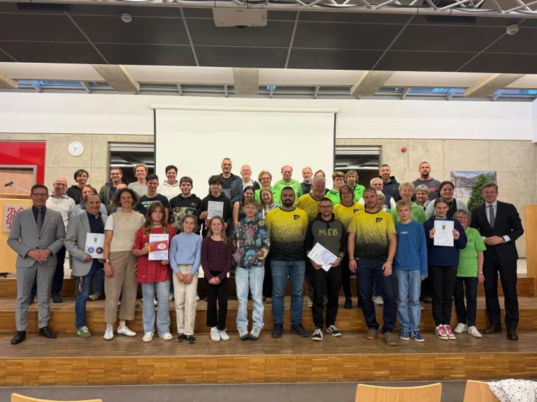 Preisverleihung STADTRADELN für Landkreis-Teams