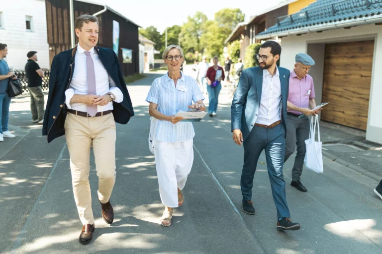 Daumendrücken fürs Bundesgold: Bewertungskommission besucht Hallerstein